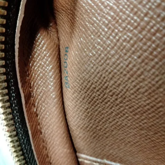 Louis Vuitton Porte Documents Voyage Brown Monogram Hand Bag mon646-102825 - Picture 14 of 16